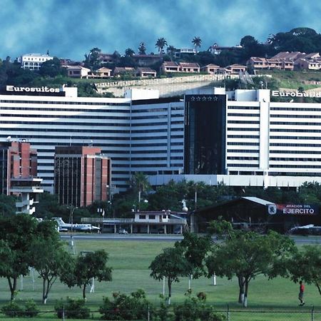 Eurobuilding Hotel & Suites Caracas Eksteriør billede The University of Pretoria's Faculty of Law
