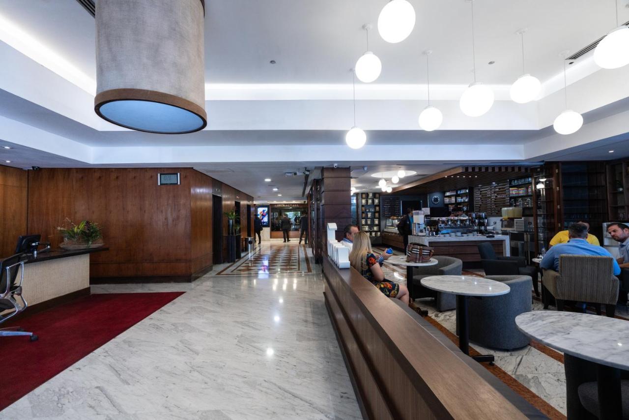 Eurobuilding Hotel & Suites Caracas Eksteriør billede The interior of the lounge