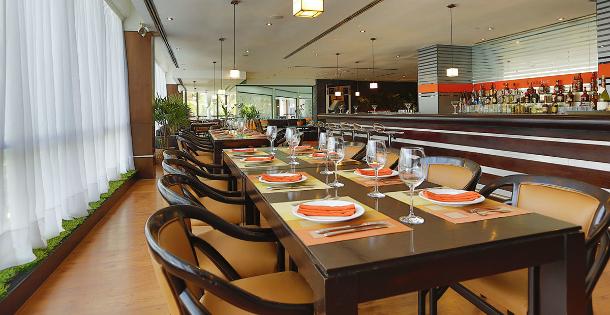 Eurobuilding Hotel & Suites Caracas Eksteriør billede The restaurant